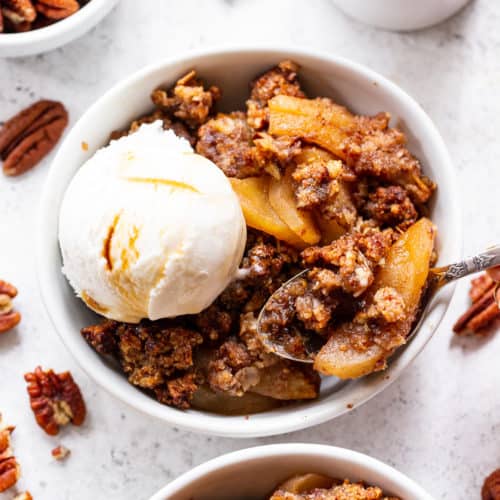 Paleo Maple Pecan Apple Crisp {Vegan} | Paleo Running Momma