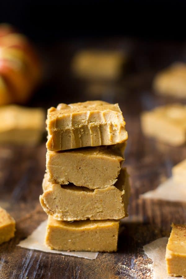 Pumpkin Spice Fudge {Paleo & Vegan} - The Paleo Running Momma