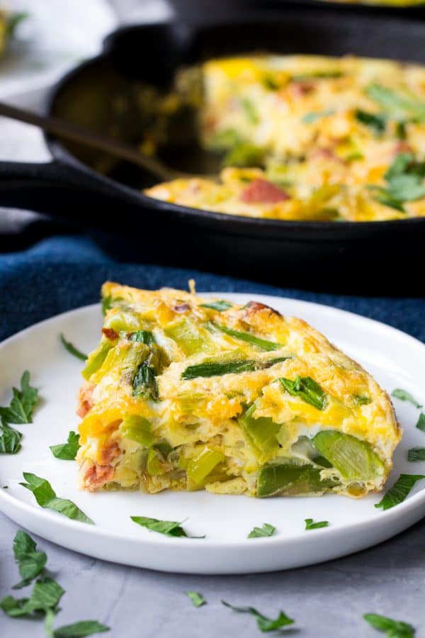 Asparagus Frittata with Spicy Sausage and Leeks {Paleo & Whole30} - The ...