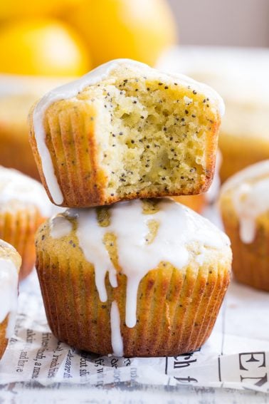 Lemon Poppy Seed Muffins {Paleo, GF, DF} - The Paleo Running Momma