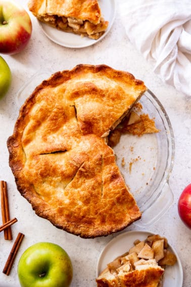 Paleo Apple Pie {Gluten Free, Dairy Free Option}