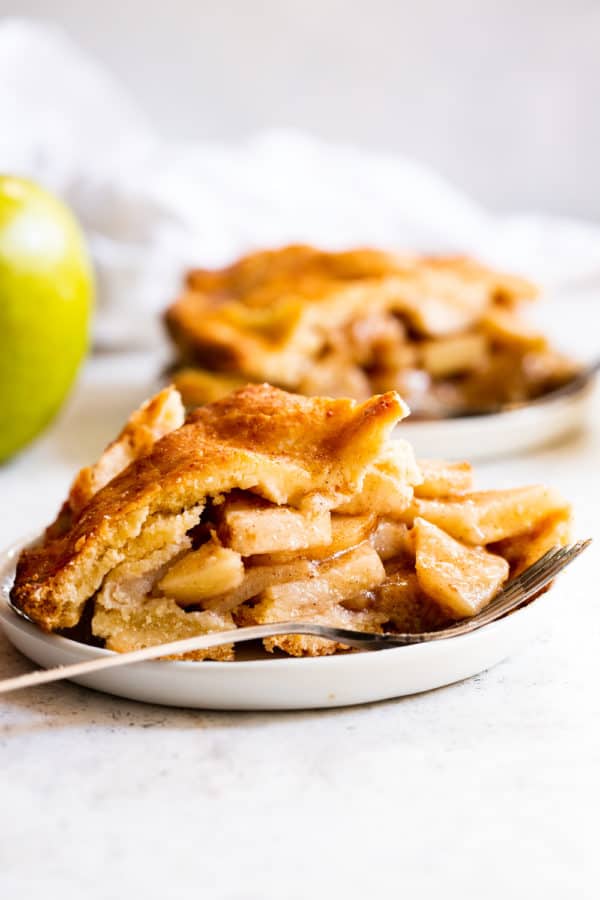 Paleo Apple Pie {Gluten Free, Dairy Free Option}