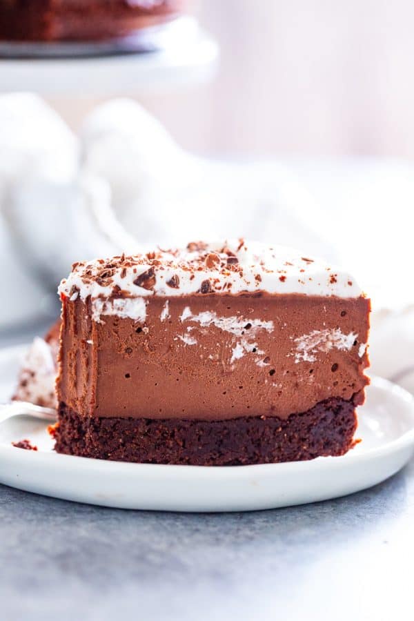 Paleo + Vegan Chocolate Cheesecake with Chocolate Cookie Crust