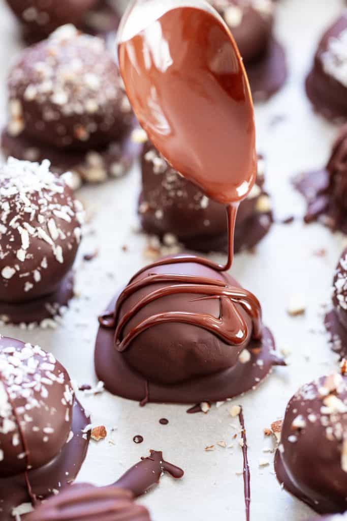 Double Chocolate Truffles {Paleo, Vegan} - The Paleo Running Momma