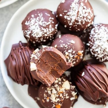 Double Chocolate Truffles {Paleo, Vegan} - The Paleo Running Momma