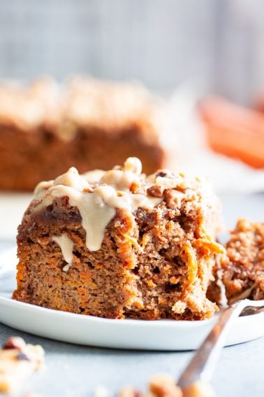 Carrot Cake Coffee Cake {Paleo, GF, DF} - The Paleo Running Momma