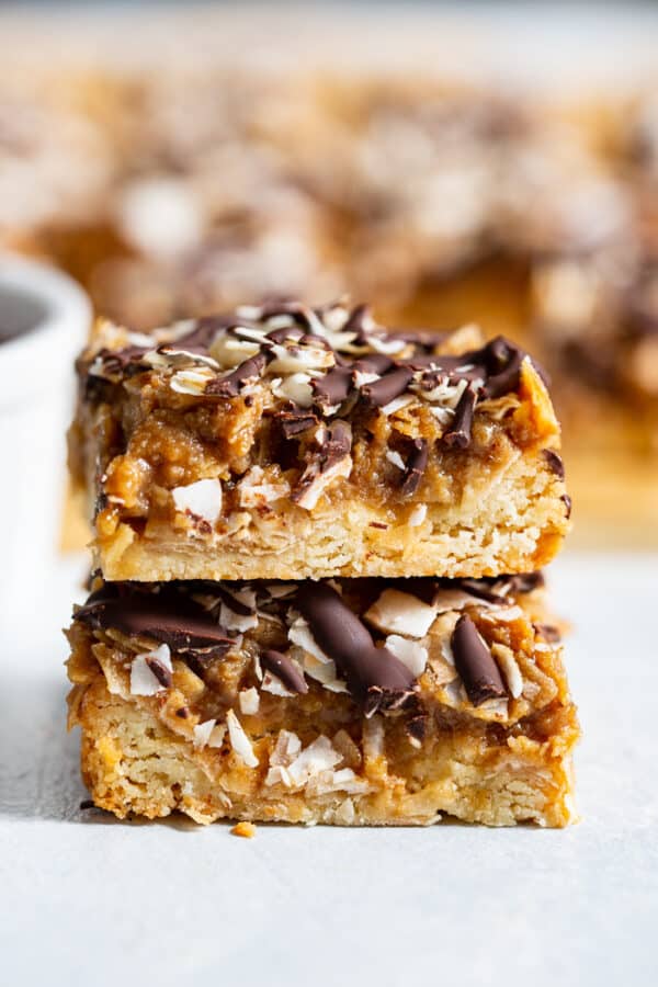 Samoa Cookie Bars {paleo, Vegan} - The Paleo Running Momma