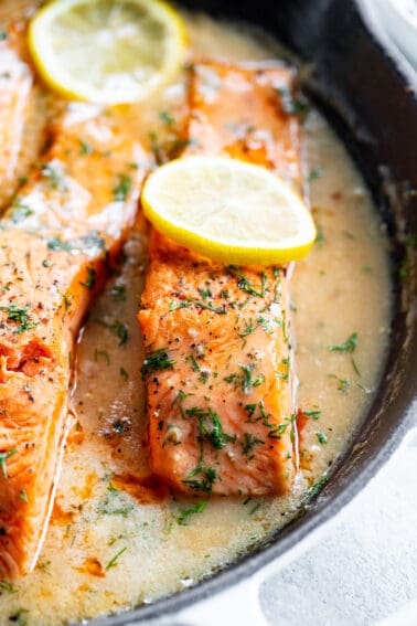 One Skillet Lemon Dill Salmon {Whole30, Keto}