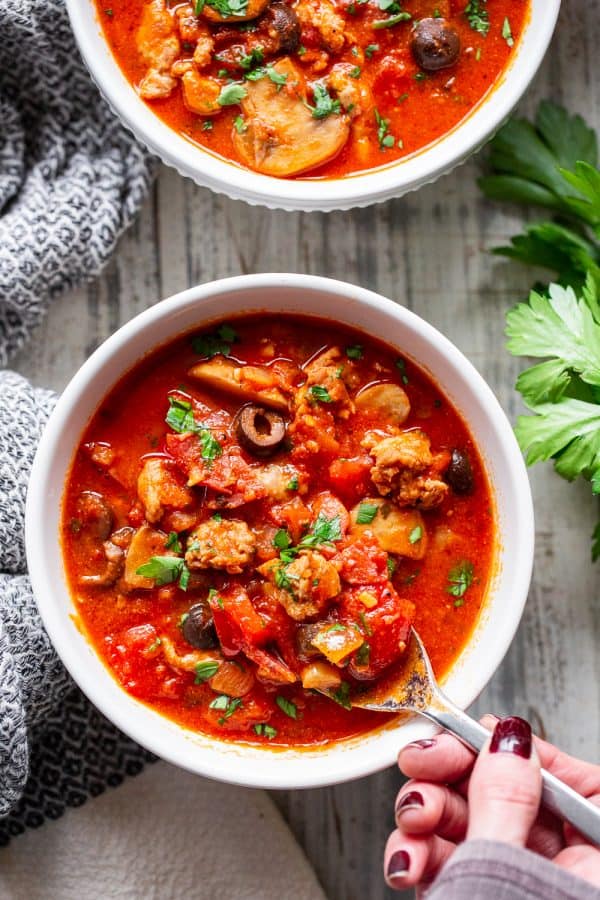 Paleo Pizza Soup {Whole30, Low Carb} - The Paleo Running Momma