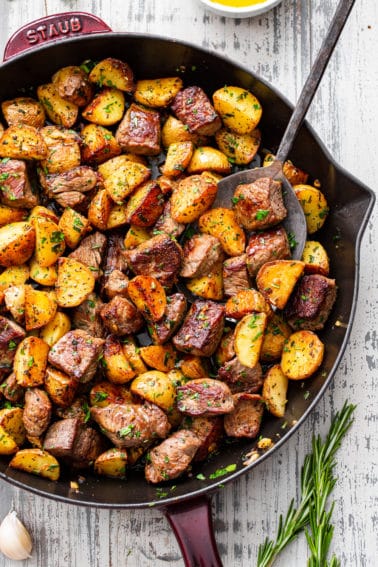 Garlic Butter Steak Bites and Potatoes {Whole30}