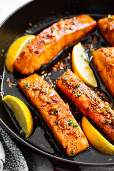 Honey Garlic Salmon {Paleo} - The Paleo Running Momma