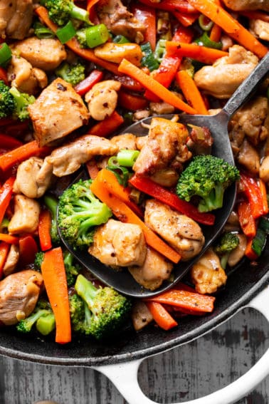 Teriyaki Chicken Stir Fry {Paleo, Whole30} - The Paleo Running Momma