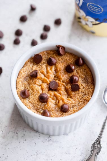 Chocolate Chip Cookie in a Mug {Paleo, Vegan}