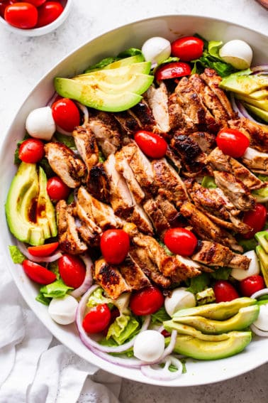 Grilled Chicken Caprese Salad {Paleo} - The Paleo Running Momma