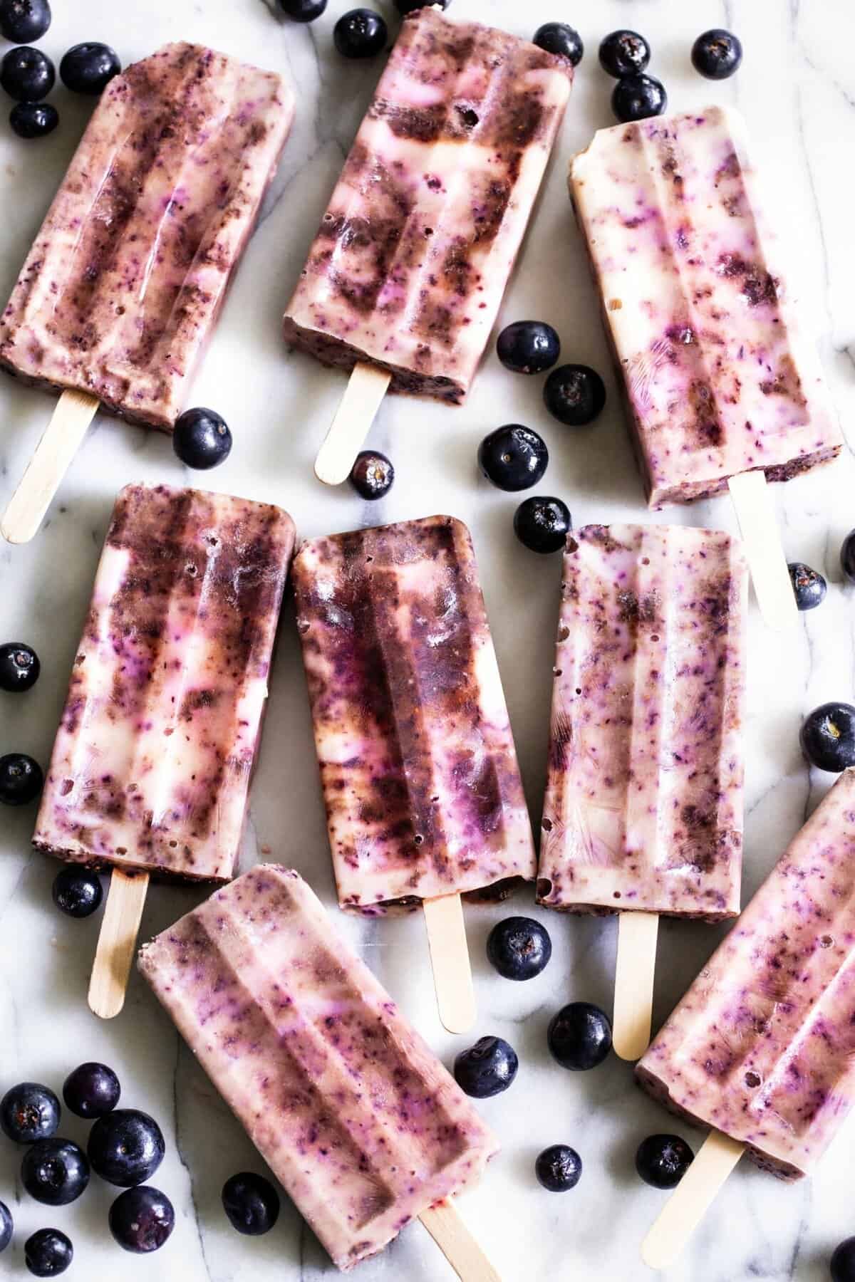 Blueberry Yogurt Popsicles {Paleo, Vegan} - The Paleo Running Momma