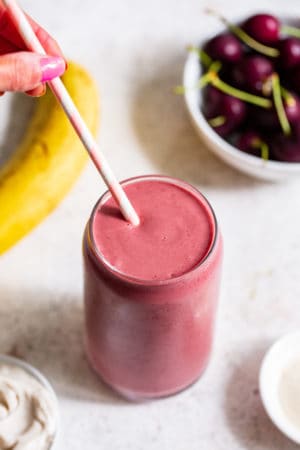 Creamy Cherry Smoothie {Paleo, Vegan} - The Paleo Running Momma