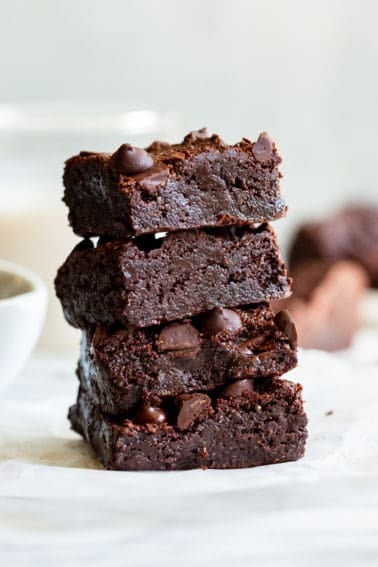 One Bowl Paleo + Vegan Brownies - The Paleo Running Momma