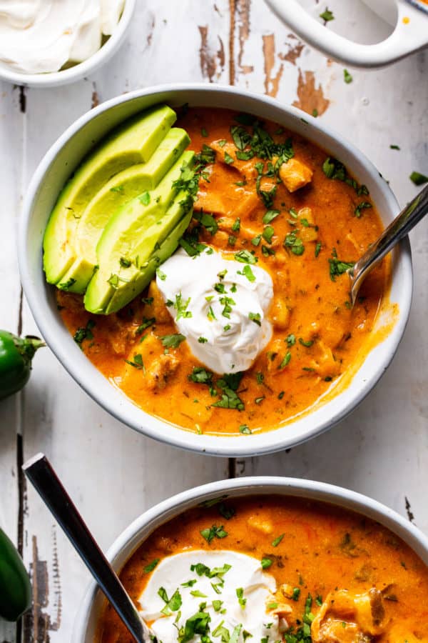 Creamy Buffalo Chicken Chili {Paleo, Whole30}